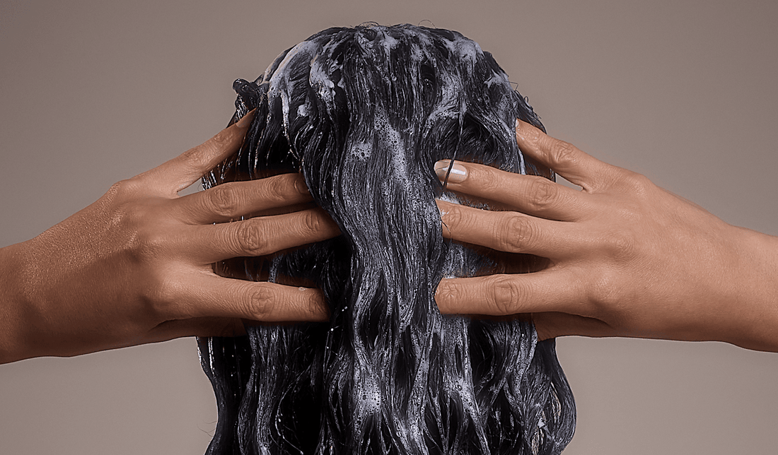 How to Get Rid of Dandruff using Gentle Shampoos
