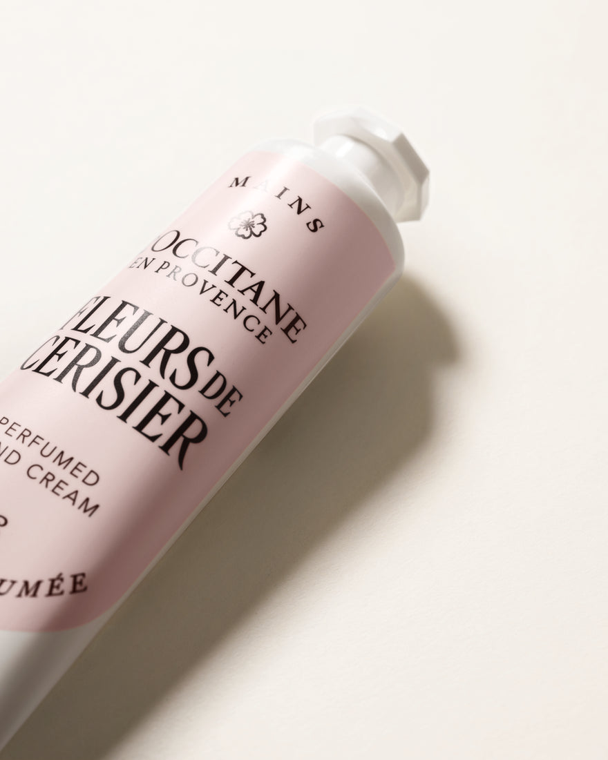 Fleurs de Cerisier Perfumed Hand Cream Travel Size