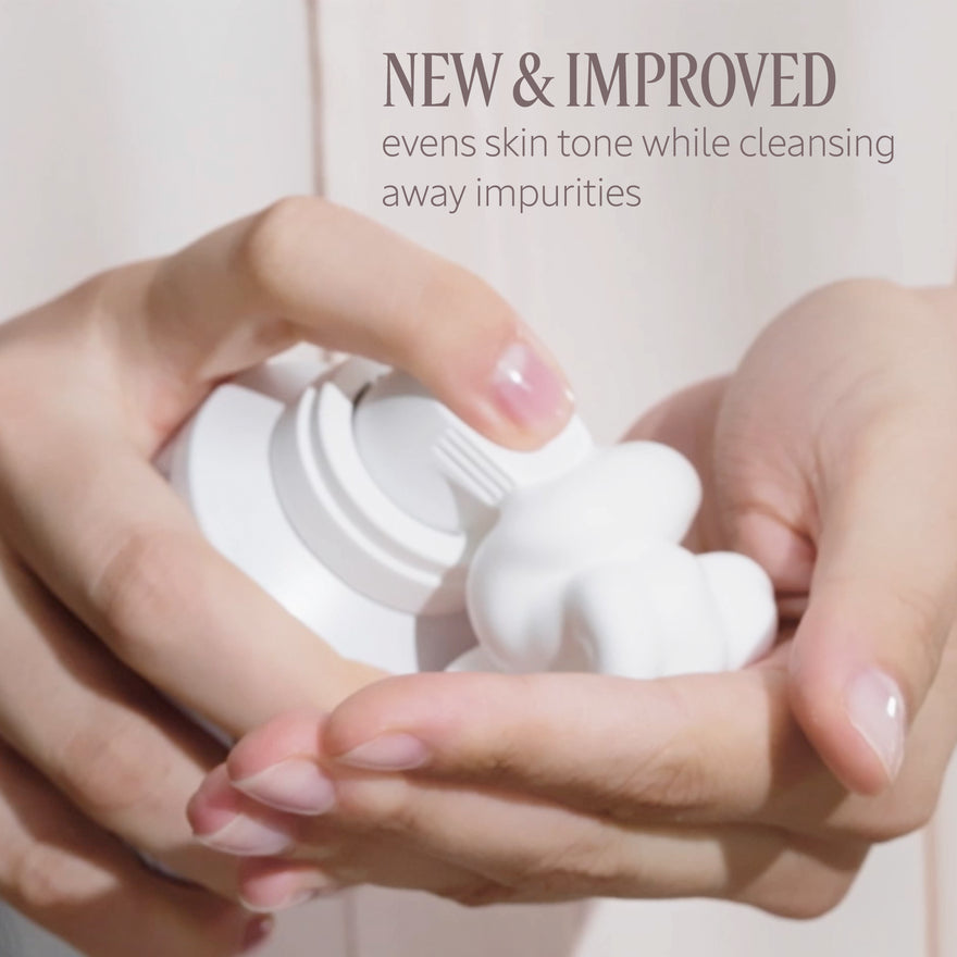 Reine des Prés Intense Brightening Foam